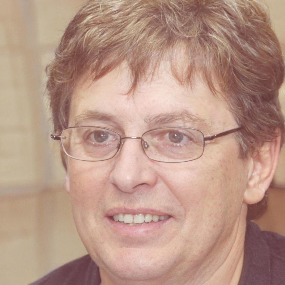 Επαγγελματίας που εφαρμόζει νέες γνώσεις καινοτομίας